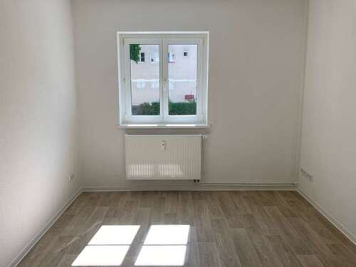 Foto - Wohnung zum Mieten in Brandenburg an der Havel 342,00 € 41.72 m²