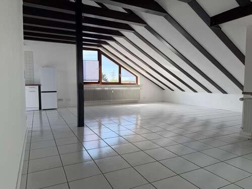 Foto - Wohnung zum Mieten in Karlsdorf-Neuthard 800,00 € 74 m²