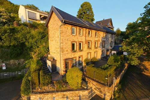 Foto - Haus zum Kaufen in Stolberg (Rheinland) 499.000,00 € 227 m²