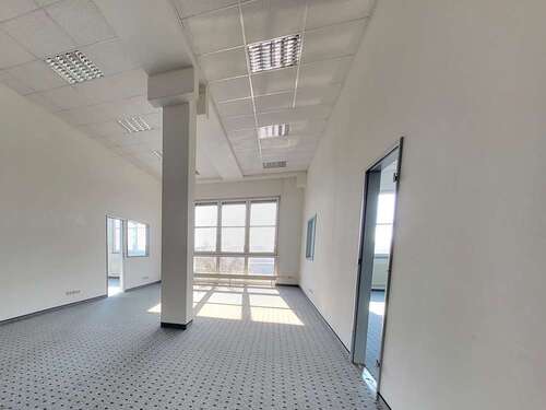 Foto - Büro in Barbing 2.236,00 € 344 m²