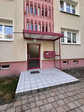 Foto - Wohnung zum Mieten in Halle-Neustadt 320,00 € 50 m²