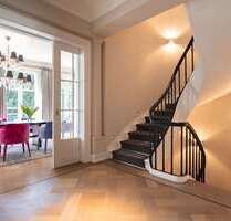 Haus zum Kaufen in Düsseldorf-Hofgarten 6.985.000,00 € 328 m²