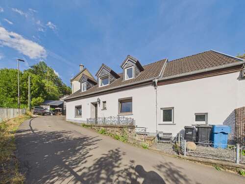 Foto - Haus zum Kaufen in Schönecken 179.000,00 € 157 m²