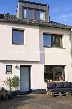 Foto - Haus zum Kaufen in Pulheim Sinnersdorf 499.000,00 € 134 m²