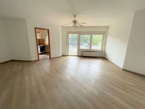 Foto - Wohnung zum Kaufen in Ludwigshafen-Maudach 240.000,00 € 76.41 m²