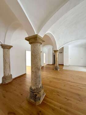 Foto - Wohnung zum Kaufen in Taubenheim 329.000,00 € 141.79 m²