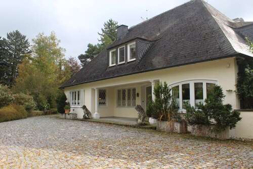 Foto - Haus zum Kaufen in Marktoberdorf 1.540.000,00 € 404 m²