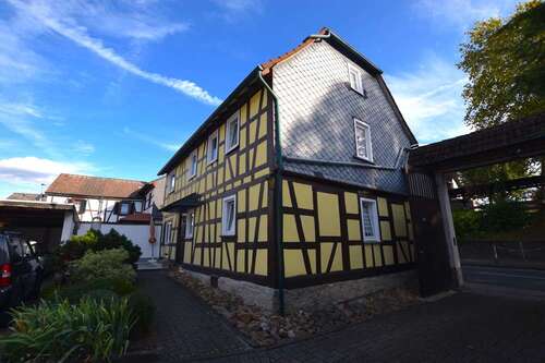 Foto - Haus zum Mieten in Liederbach am Taunus 1.600,00 € 140 m²