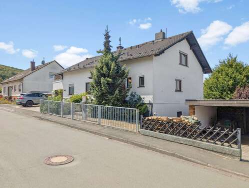 Foto - Haus zum Kaufen in Lohra 350.000,00 € 224.89 m²