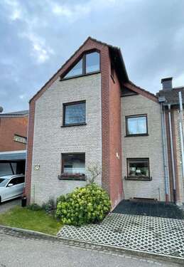 Foto - Haus zum Kaufen in Moers 459.000,00 € 148 m²