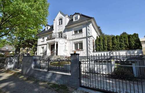 Foto - Haus zum Kaufen in Berlin 5.999.000,00 € 600 m²