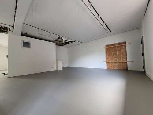 Foto - Halle in Pforzheim 780,00 € 130 m²
