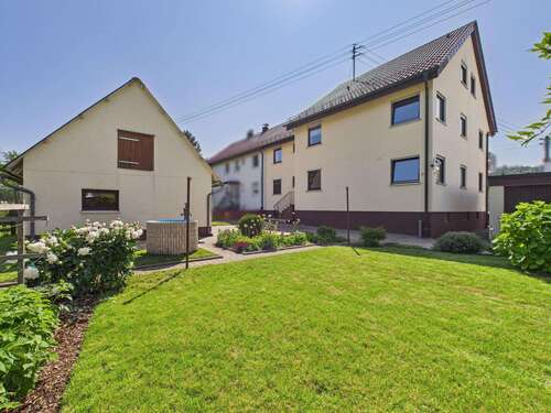 Foto - Haus zum Kaufen in Schwäbisch Gmünd 450.000,00 € 245 m²