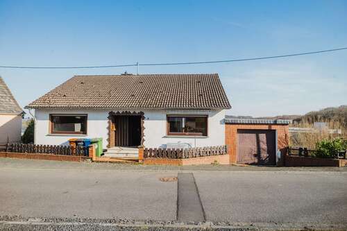 Foto - Haus zum Kaufen in Vettelschoß 240.000,00 € 180 m²