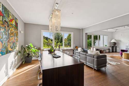 Foto - Haus zum Kaufen in Düsseldorf - Stockum 1.900.000,00 € 285 m²