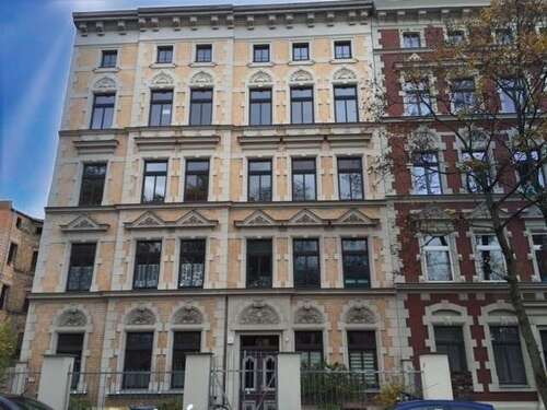 Foto - Wohnung zum Mieten in Halle 380,00 € 41.3 m²