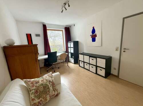 Foto - WG-Zimmer in Stuttgart 495,00 € 12 m²