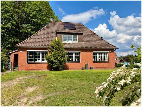 Foto - Haus zum Kaufen in Beckdorf 385.000,00 € 195 m²