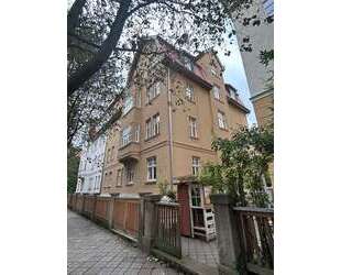 Wohnung zum Mieten in Weimar 1.900,00 € 152 m²