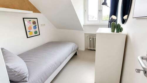 Foto - WG-Zimmer in Düsseldorf 699,00 € 12 m²