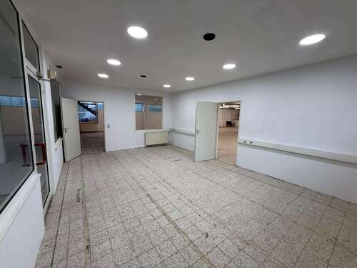 Foto - Halle in Aachen 3.600,00 € 450 m²