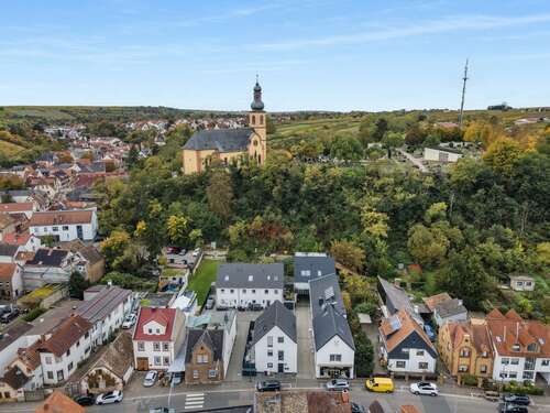 Foto - Haus zum Kaufen in Nackenheim 849.000,00 € 193 m²