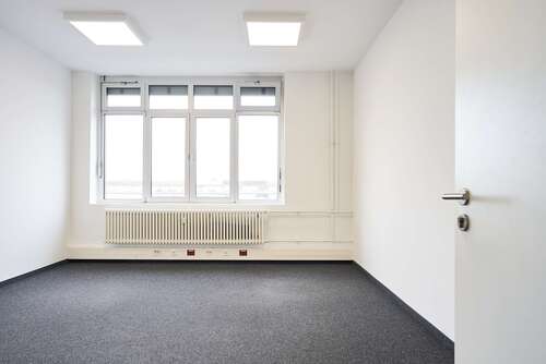 Foto - Büro in Mannheim 498,00 € 38.14 m²