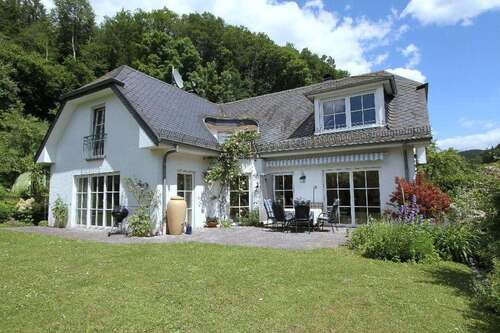Foto - Haus zum Kaufen in Densborn 580.000,00 € 187.34 m²