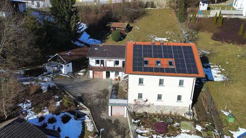 Foto - Haus zum Kaufen in Hauzenberg 395.000,00 € 204 m²