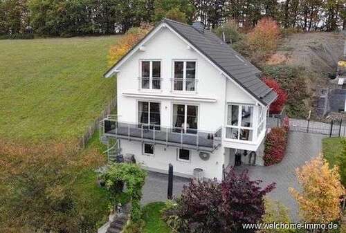 Foto - Haus zum Kaufen in Meschede 429.000,00 € 128 m²