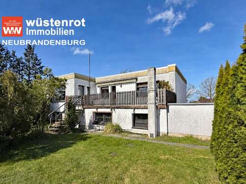 Foto - Haus zum Kaufen in Neubrandenburg 225.000,00 € 97 m²
