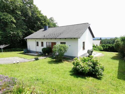 Foto - Haus zum Kaufen in Auerbach 250.000,00 € 105 m²