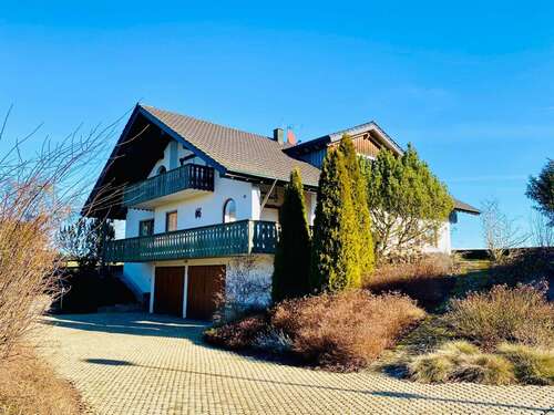 Foto - Haus zum Kaufen in Jagstzell Dankoltsweiler 435.000,00 € 240 m²