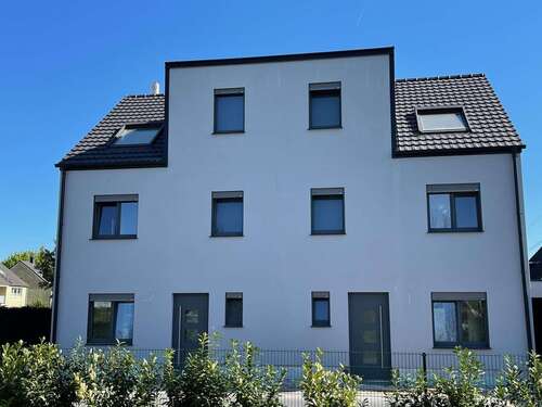Foto - Haus zum Mieten in Köln 2.250,00 € 145 m²