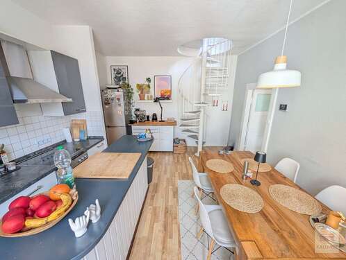 Foto - Wohnung zum Kaufen in Düsseldorf 310.000,00 € 75 m²