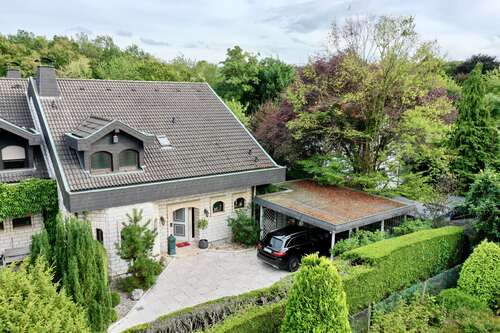 Foto - Haus zum Kaufen in Köln 1.450.000,00 € 238 m²