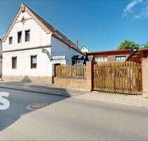 Haus zum Kaufen in Halle Nietleben 350.000,00 € 294 m² - Halle / Nietleben