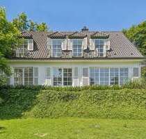Haus zum Mieten in Neuss 4.500,00 € 268 m²