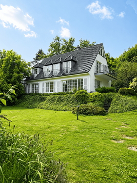 Foto - Haus zum Mieten in Düsseldorf 4.500,00 € 268 m²