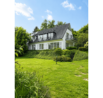 Haus zum Mieten in Düsseldorf 4.500,00 € 268 m²