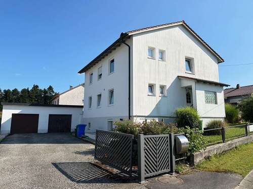 Foto - Haus zum Kaufen in Schöllnach 310.000,00 € 145 m²