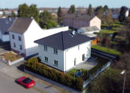 Foto - Haus zum Mieten in Euskirchen 1.790,00 € 156 m²