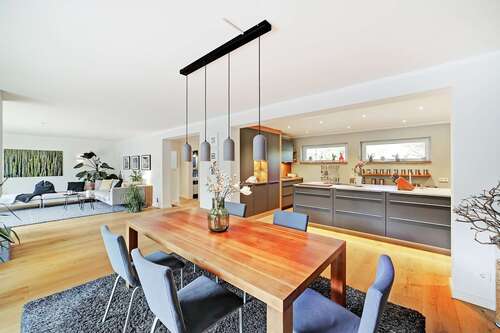Foto - Haus zum Kaufen in Egmating 1.250.000,00 € 183 m²
