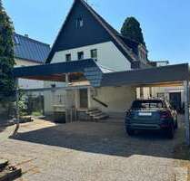 Haus zum Kaufen in Köln 1.125.000,00 € 290 m²