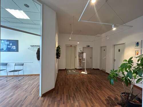 Foto - Büro in Neuss 2.750,00 € 253 m²