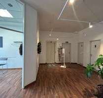 Büro in Neuss 3.000,00 € 253 m²