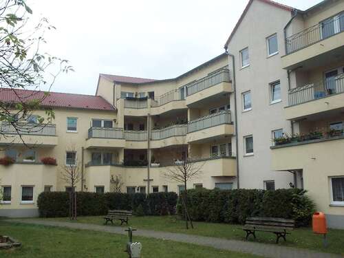 Foto - Wohnung zum Mieten in Schönebeck 406,00 € 67.55 m²