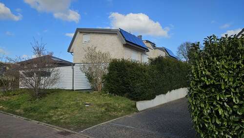 Foto - Haus zum Mieten in Itzehoe 1.500,00 € 180 m²