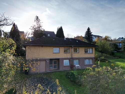 Foto - Haus zum Kaufen in Witzenhausen 245.000,00 € 180 m²