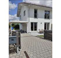 Haus zum Mieten in Holzkirchen 2.500,00 € 140 m²